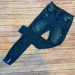 3/$24 Jeans Size 9 💓